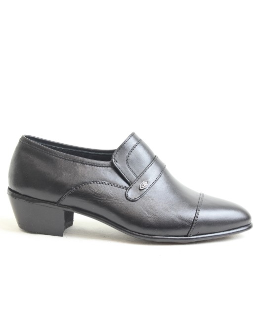 Obucca Çarşamba Sivri Yumurta Topuk Düz Maskaratlı Deri Ayakkabı Obucca Çarşamba Sivri Yumurta Topuk Düz Maskaratlı Deri Ayakkabı